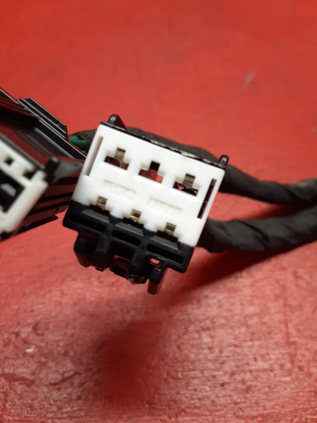 2012 Chevrolet Traverse Power Lift Gate Power Control Module Pigtail 20935205