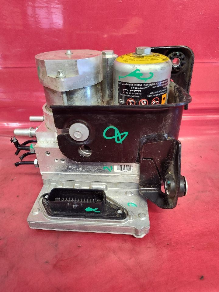 2013-2016 Spark EV / ELR 11-16 Volt Anti-Lock Brake ABS Pump Modulator - 69k