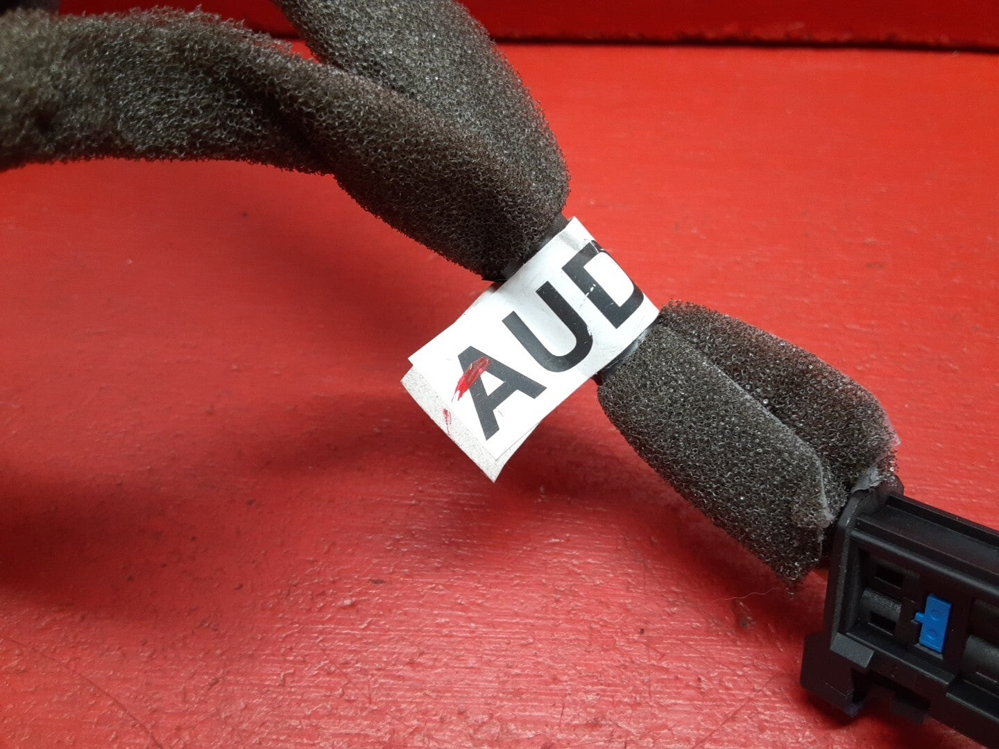 2004-2012 Volvo V50 CD Player Navigation Multiplex Module WIRE HARNESS 30724155