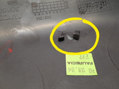 2004 - 2013 Volvo S40 V50 C70 C30 UPPER AND LOWER Steering Column Shroud SET