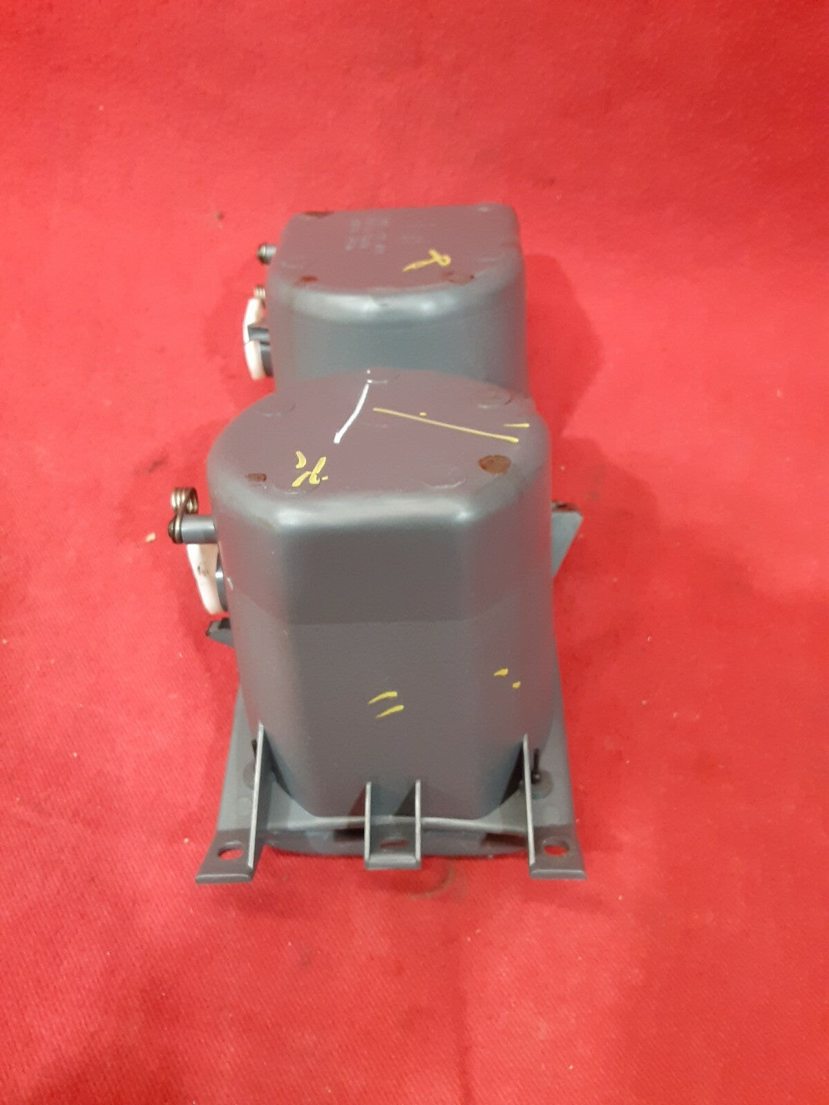1997 - 2001 Toyota Camry & Solara Console Double Cup Holder - Gray - 55620-33050