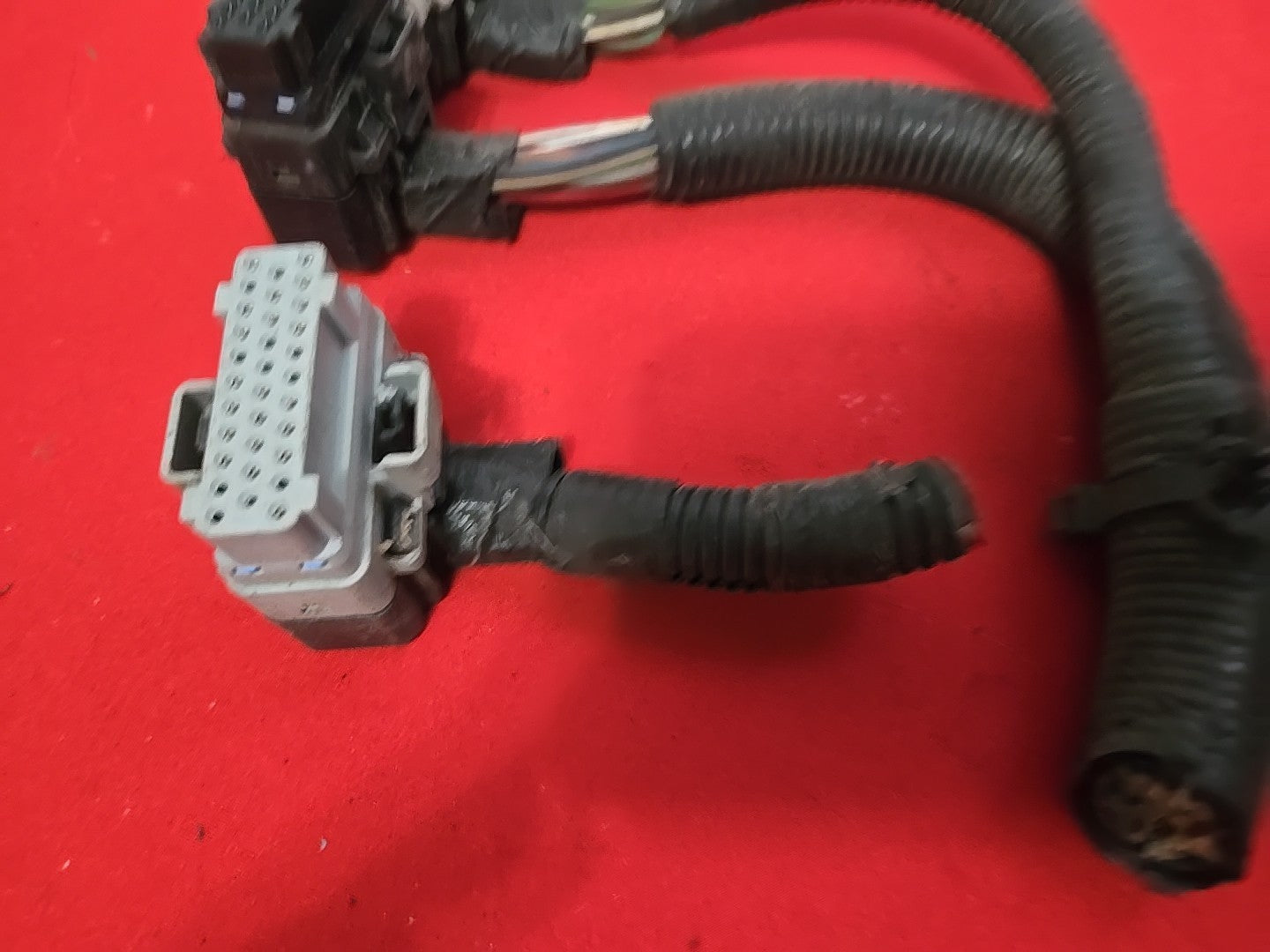 2004 Jeep Grand Cherokee 4.7L V8 Engine Powertrain Control Module - PIGTAILS