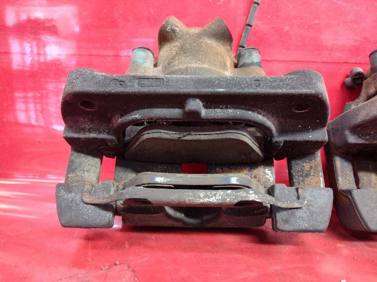 2004-2010 BMW X3 / 01-06 330i 330Ci Right Left FRONT Brake Caliper Set 127k