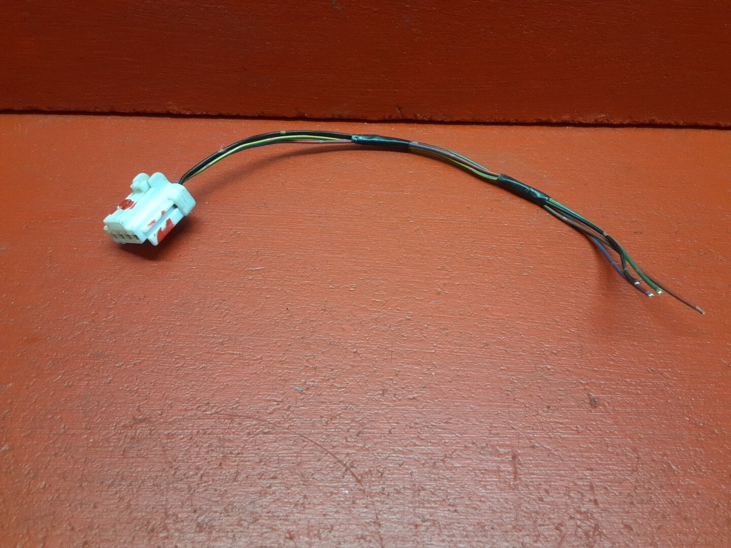 2000-2003 Nissan Sentra RIGHT REAR Brake Tail Light Harness Bulb Socket PIGTAIL