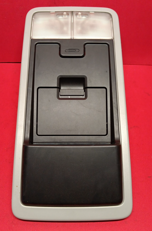 2004 - 2007 Freestar / Monterey Roof Map Dome Light Console 5F2Z-17519A70-AAA