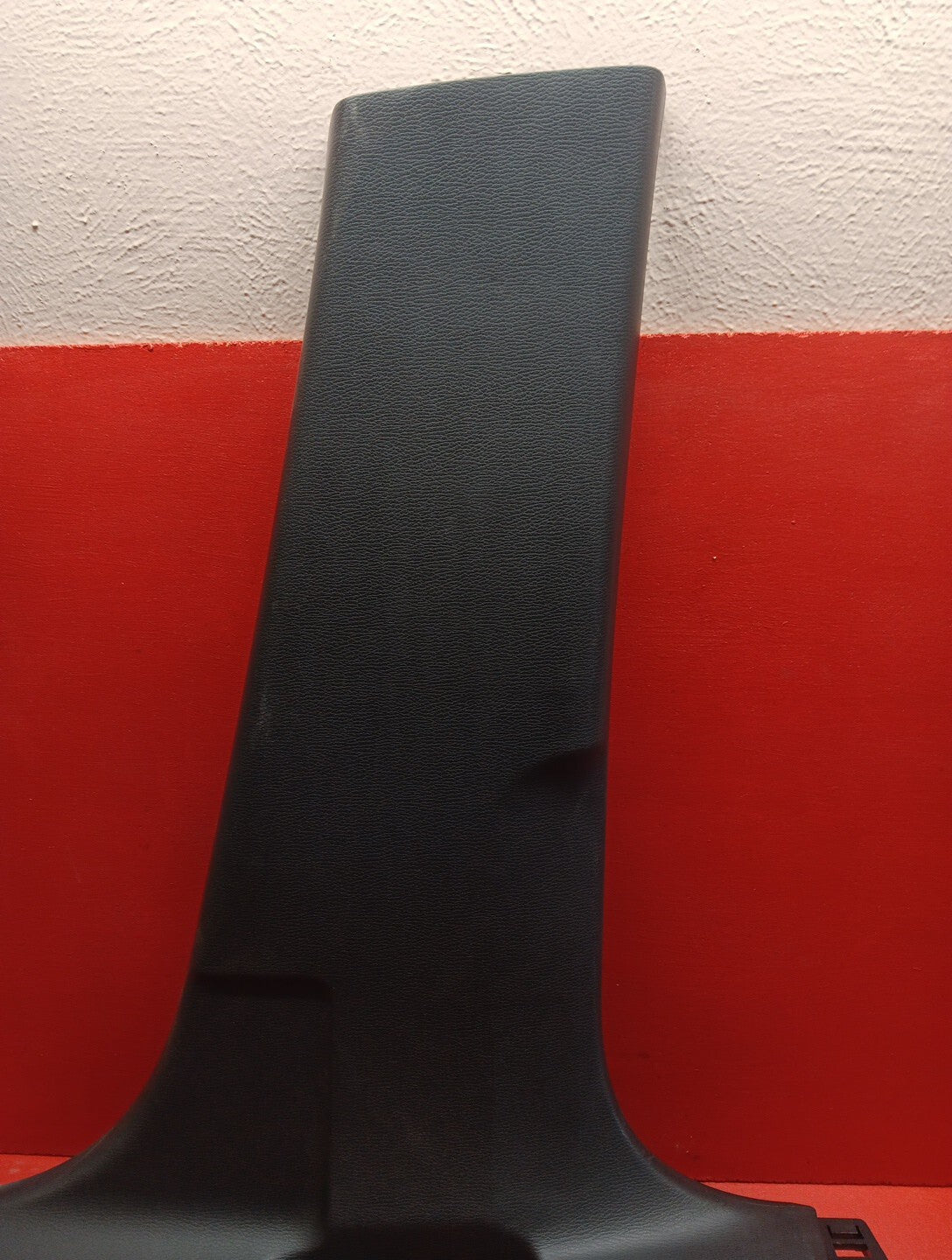 2022-2023 Mitsubishi Outlander Right B Pillar Center Lower Trim 7211A534XA