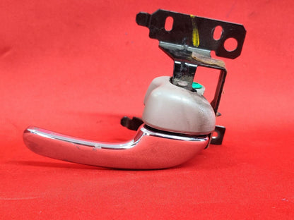 1995-1999 Oldsmobile Aurora RIGHT PASSENGER Front -or- Rear Interior Door Handle