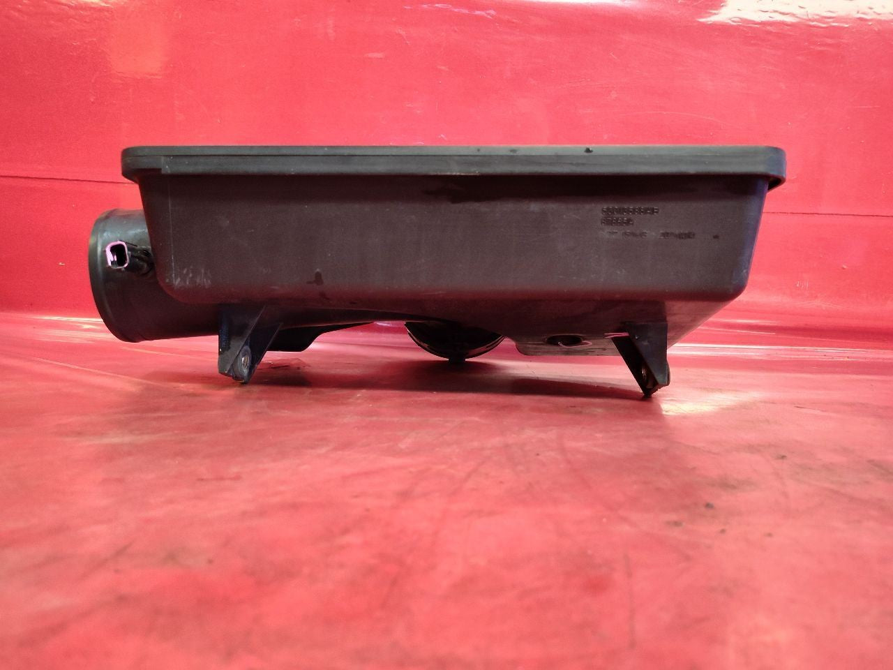 2005-2007 Jeep Grand Cherokee 06-07 Commander 4.7L V8 Air Cleaner Box Resonator