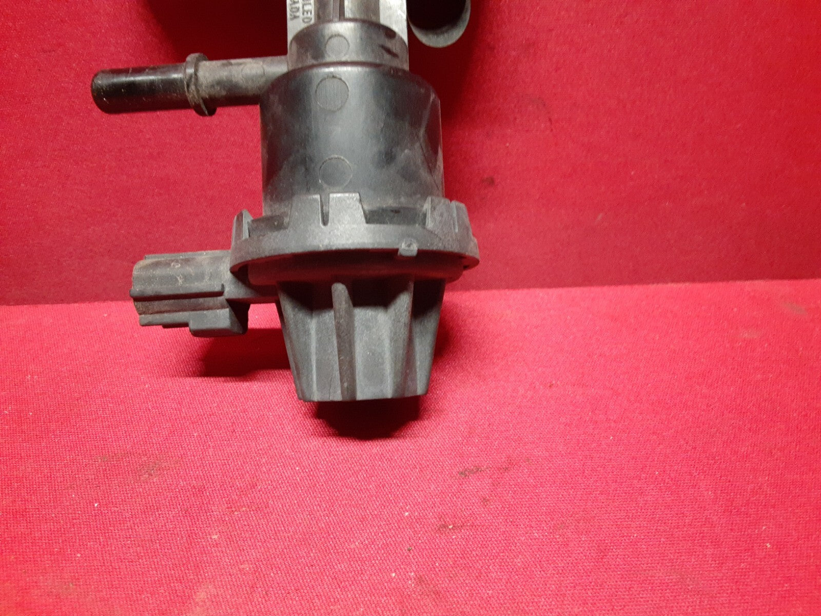 2004 - 2013 Ford 2.0 / 2.3 L4 Vapor Canister Purge Valve Solenoid 7S4Z-9C915-A
