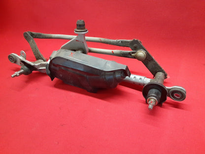 2012 - 2019 Fiat 500 / Fiat 500e Front Wiper Motor W/ Linkage 68093043AA