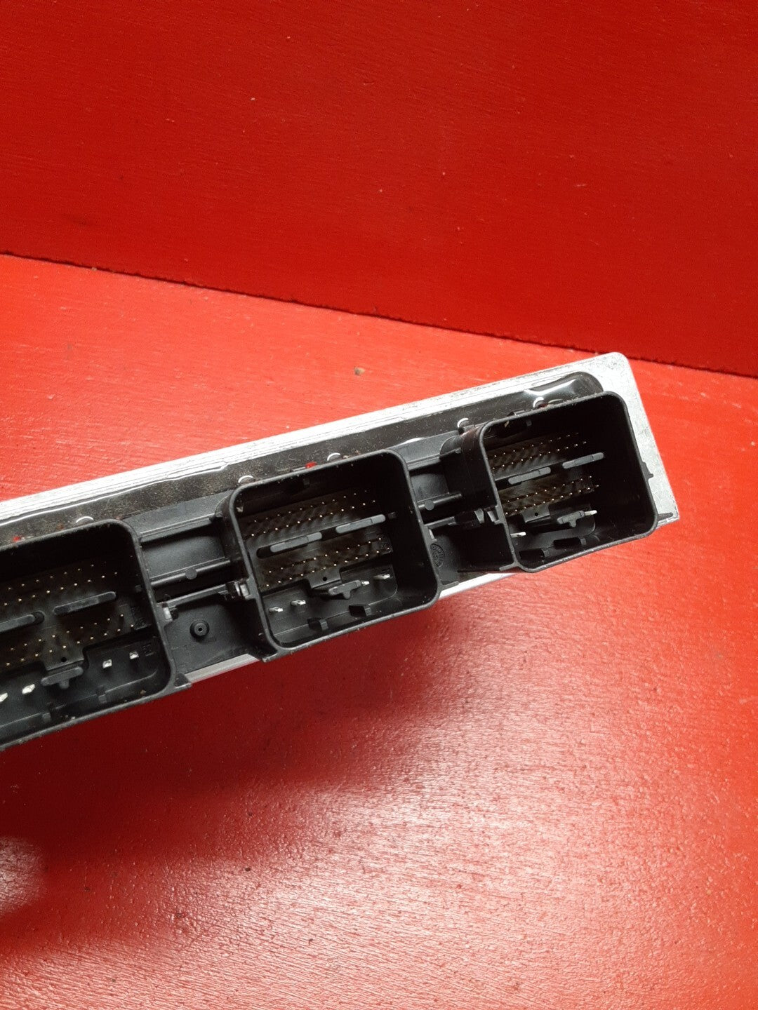 2005 Ford Focus 2.0L ECU ECM Engine Control Module 5S4A-12A650-BE