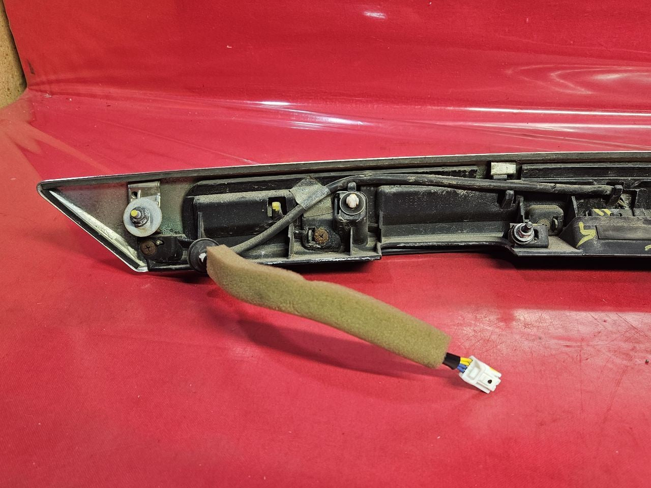 2011 2012 Infiniti QX56 Liftgate Hatch Upper Trim Handle Chrome w/ CAMERA