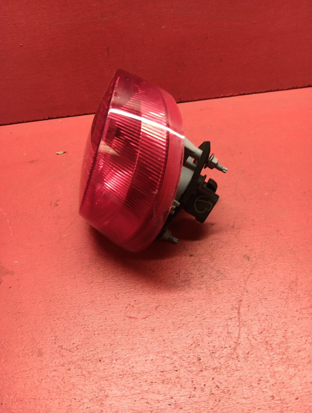 2005-2010 Chevrolet Cobalt Rear Driver Left Tail Lamp Assembly 22751397