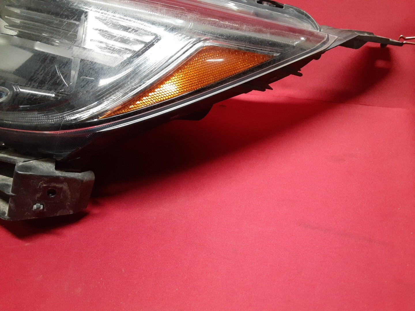 2017 - 2022 Honda CR-V CRV LEFT DRIVER Headlight Lamp HALOGEN 33100-TLA-305