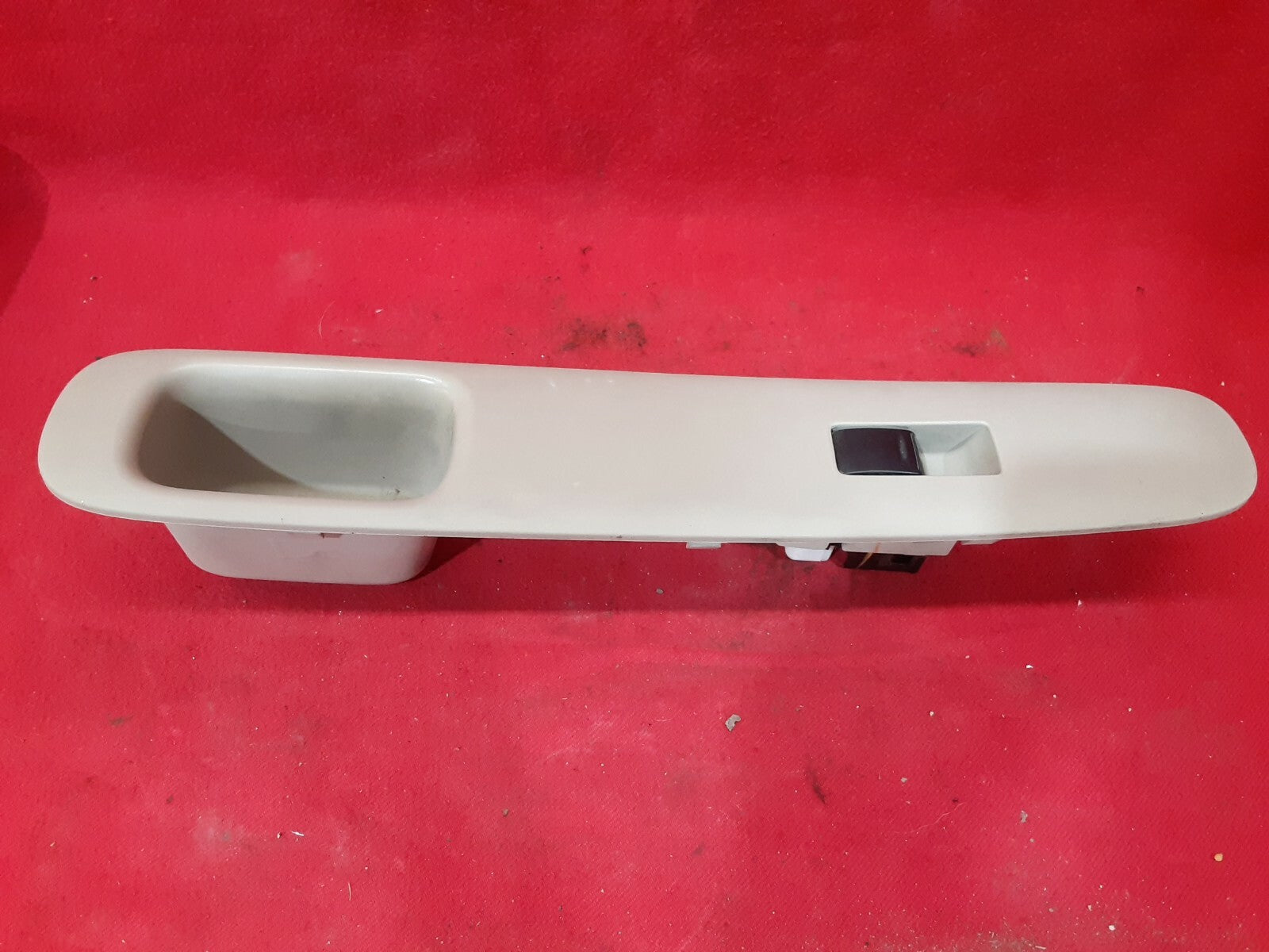2002 2003 2004 Toyota Avalon RIGHT REAR Window Switch & Tan / Beige Bezel