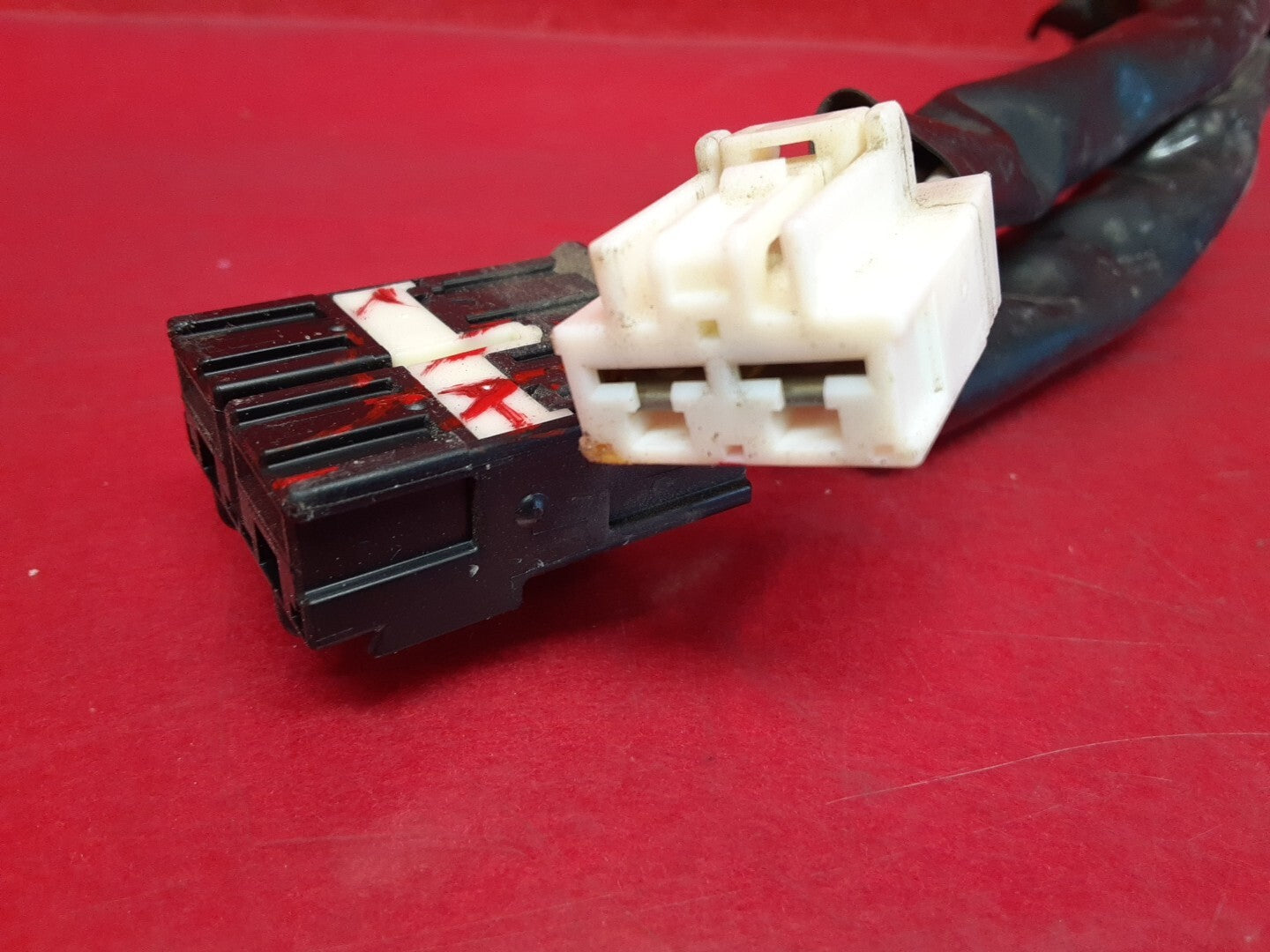 2007 - 2013 Suzuki SX4 Battery Positive Terminal Fuse Box PIGTAILS ONLY