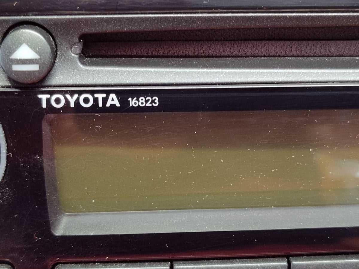2002-2004 Toyota Camry Radio Stereo Audio Receiver Head Unit 86120-AA040
