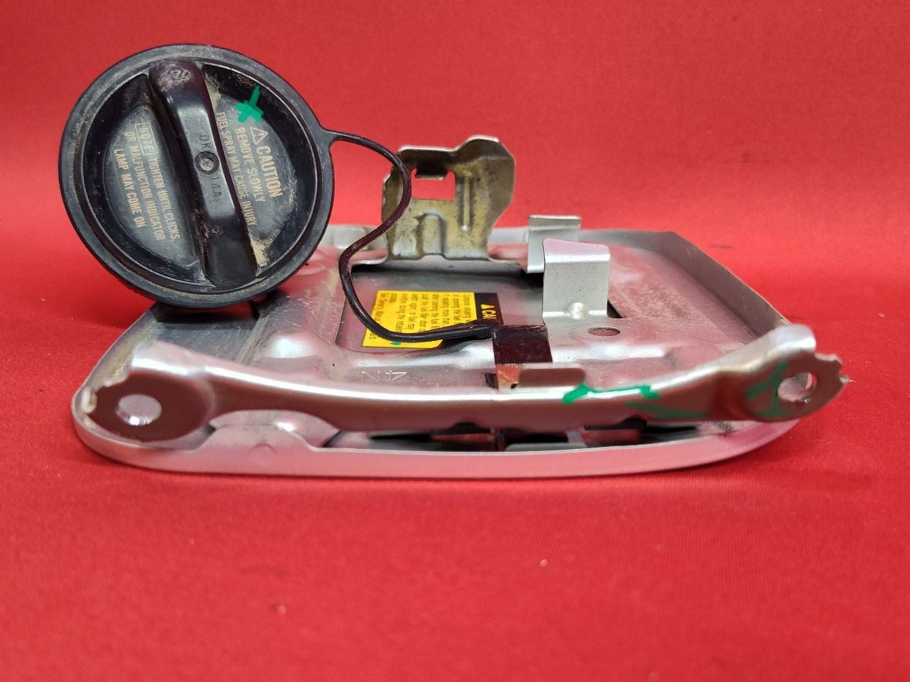 2007-2011 Toyota Camry Fuel Filler Door Lid w/ Cap 1F7 - Classic Silver Metallic