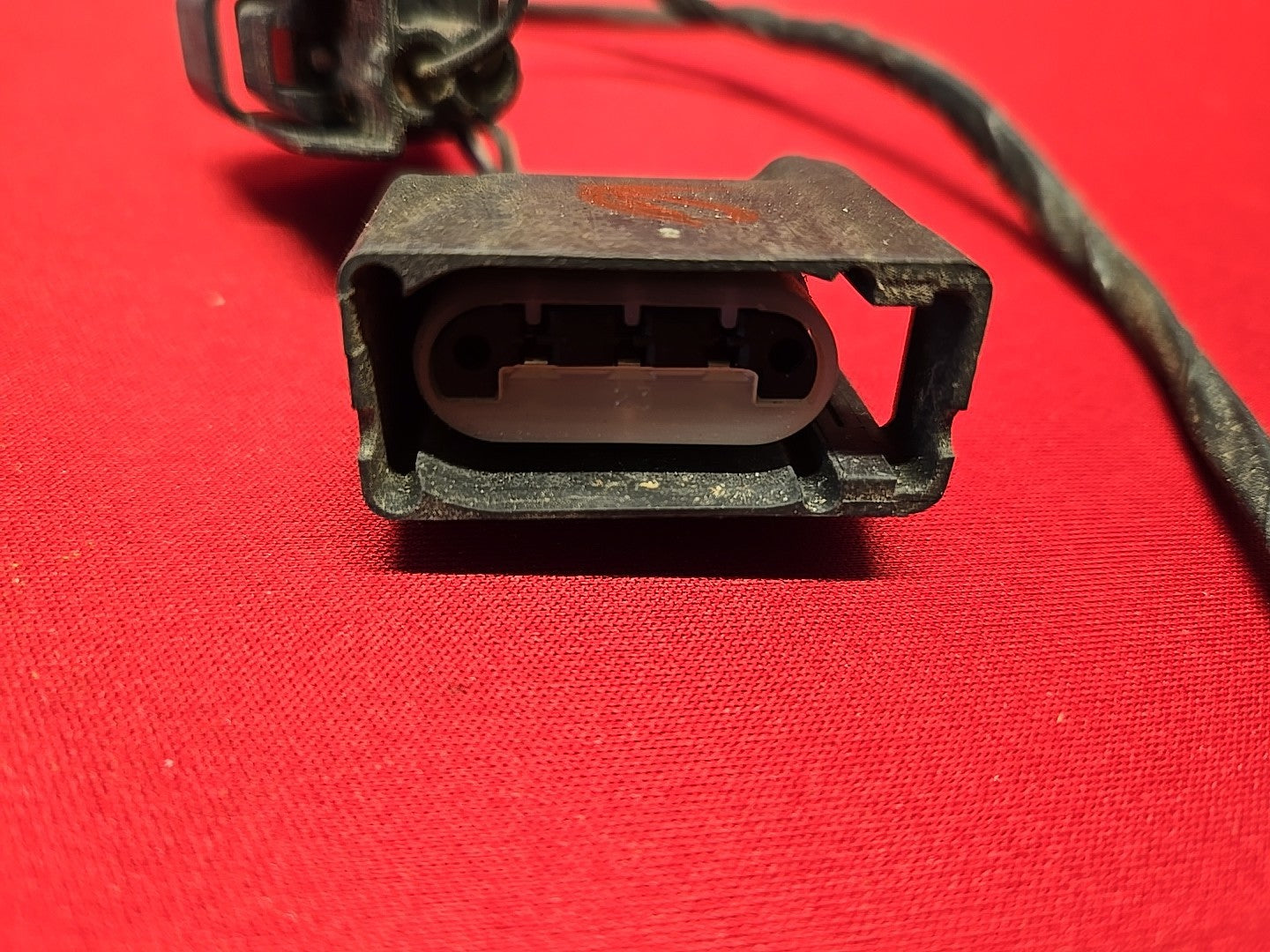 2008-2011 Mercury Mariner LEFT DRIVER Tail Light Stop Lamp - PIGTAIL WIRES ONLY
