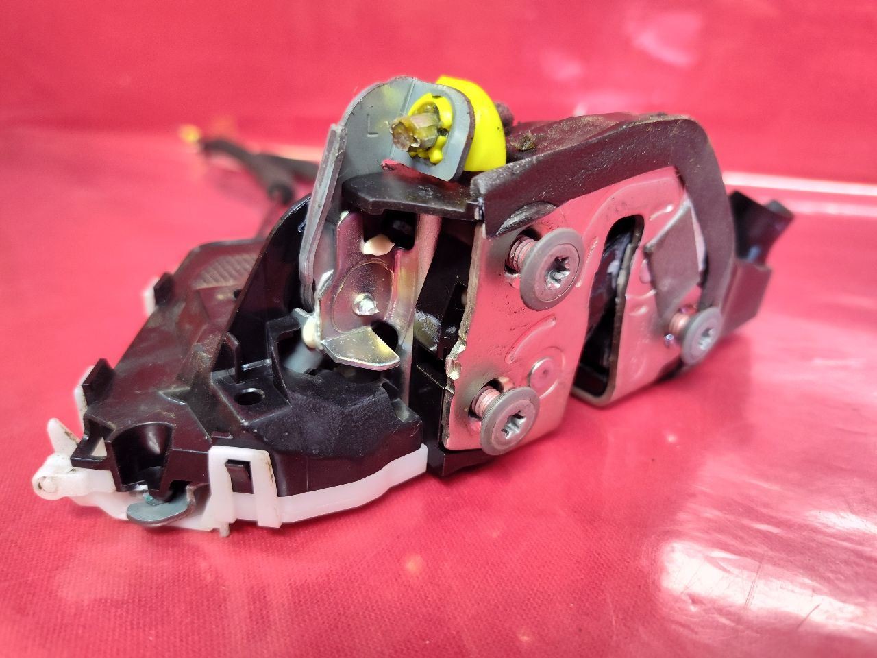 2014-2021 Subaru FRONT LEFT DRIVER Door Latch Lock Actuator Conventional Key