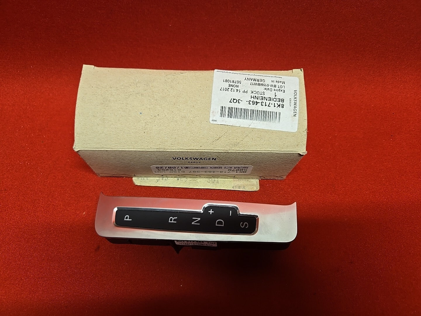 2008 - 2012 OEM Audi Gear Shifter Indicator Auto Transmission PRND+-S Config.