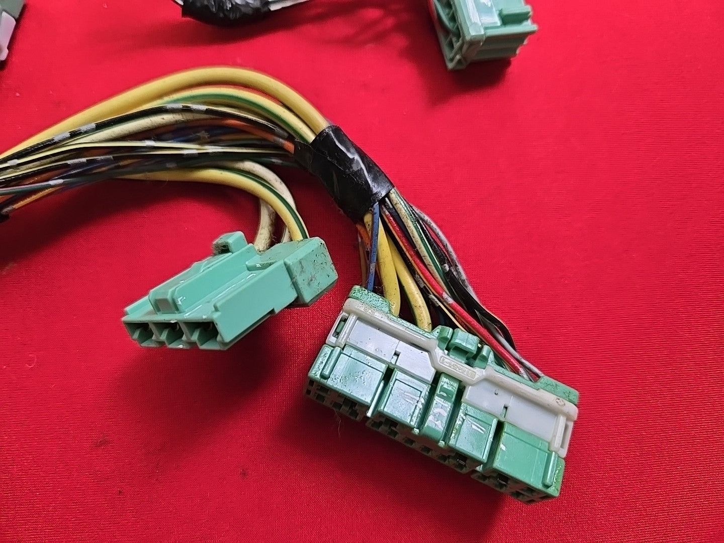 2001 2002 Acura MDX 3.6L Interior Cabin PASSENGER DASH Fuse Box - PIGTAIL WIRES