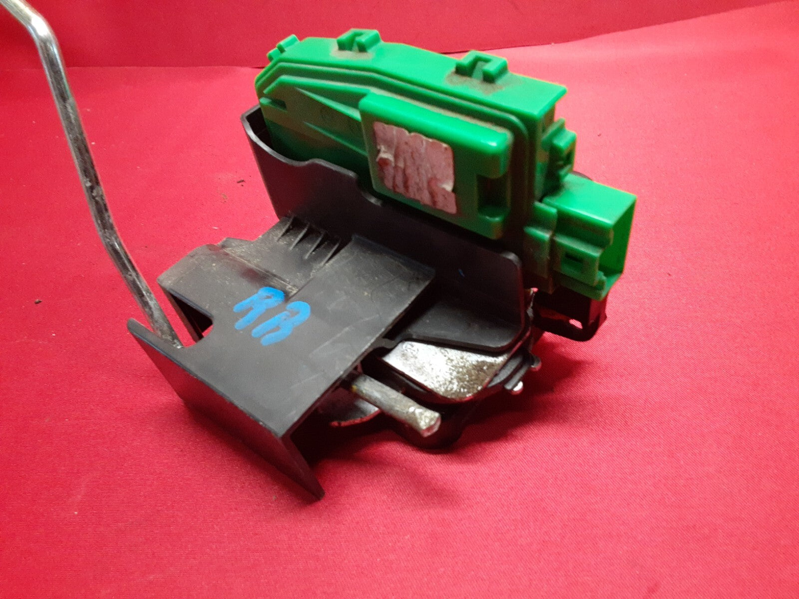 2012 - 2017 Hyundai Accent HATCHBACK REAR RIGHT PASS Door Latch Lock Actuator