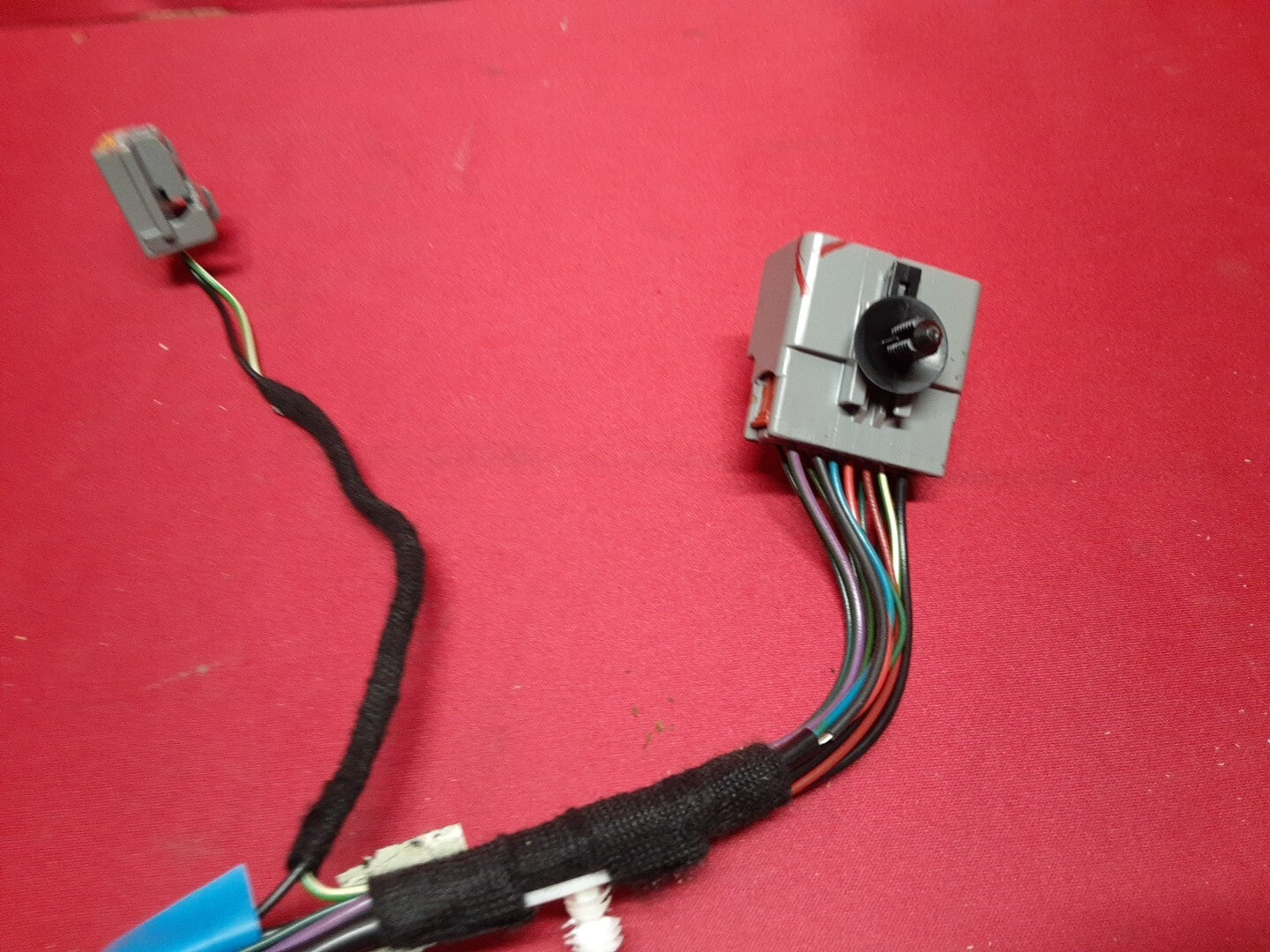 2010 - 2013 Land Range Rover Sport Center Console w/ Cooler WIRING HARNESS ONLY