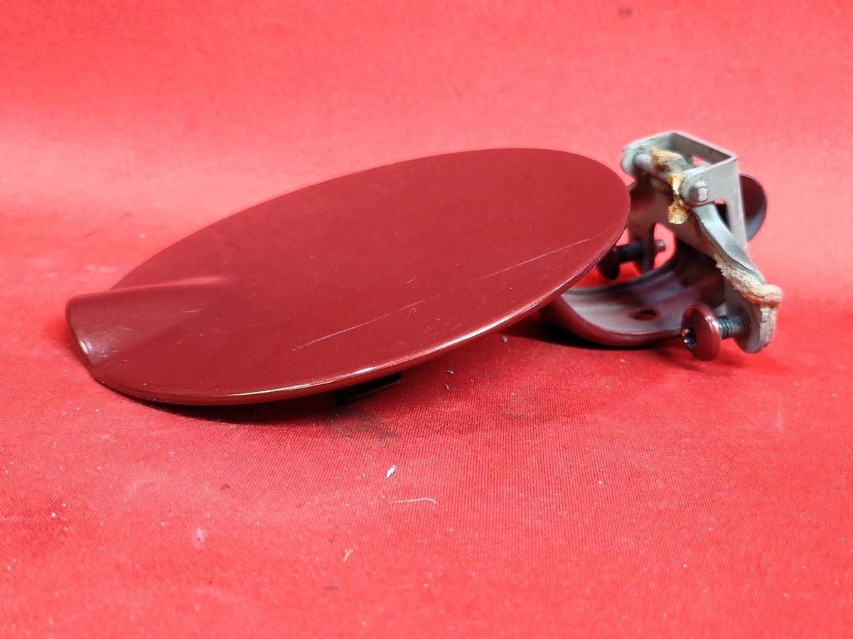 2005-2010 Jeep Grand Cherokee 07-11 Dodge Nitro Fuel Filler Door Lid PEM Red