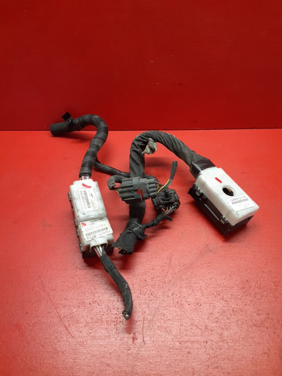 12 Chevrolet Traverse GMC Acadia Fuse Relay Junction Box PIGTAILS 20972848