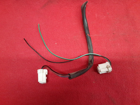 2002 2003 2004 Infiniti I35 LEFT DRIVER INNER TRUNK Tail Light PIGTAIL WIRES