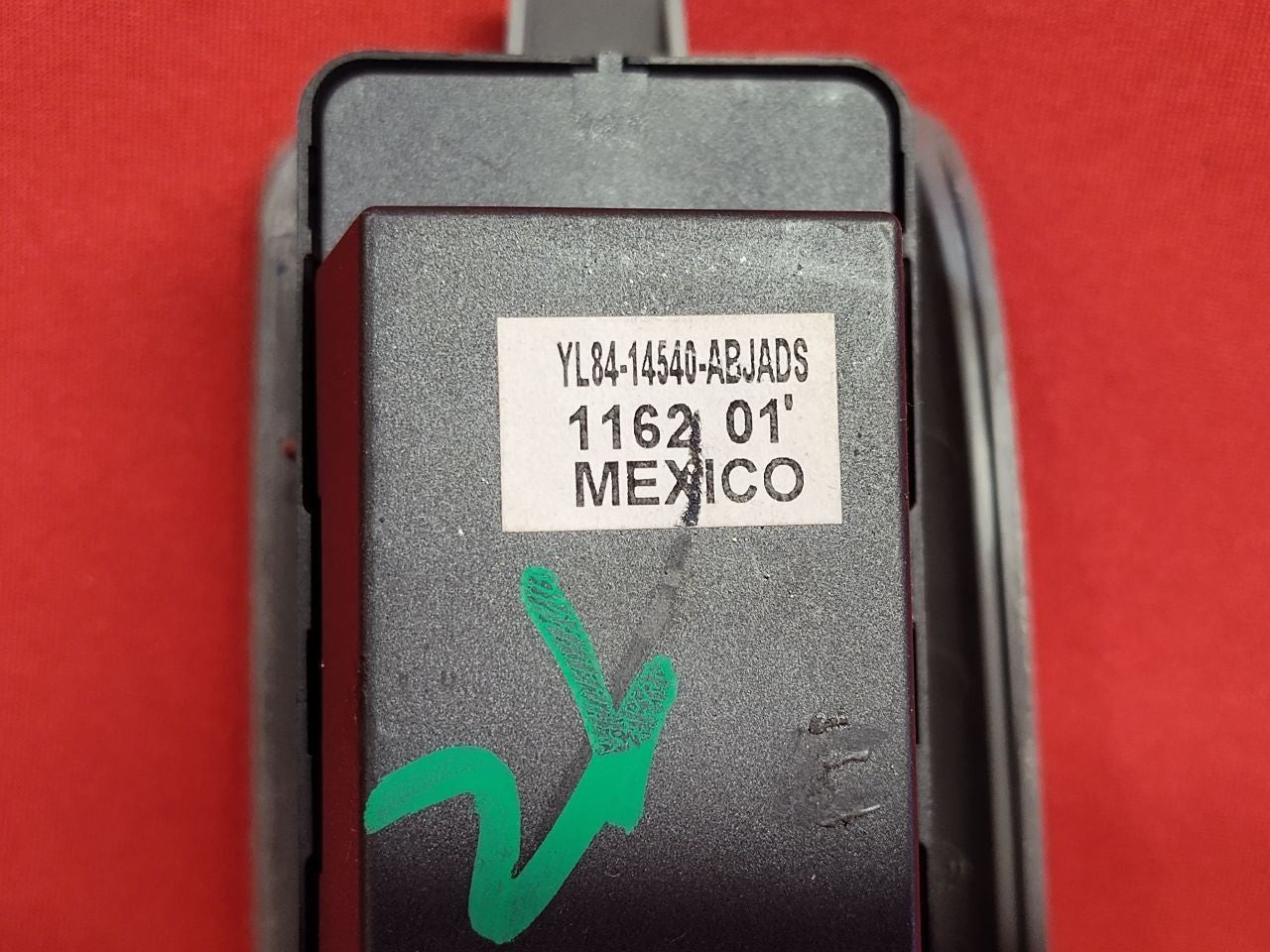 2001 2002 Ford Escape FRONT LEFT DRIVER Door Master Window Lock Switch Graphite