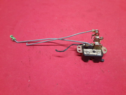 2006 2007 2008 Chevrolet Chevy Aveo Trunk Latch Lock Release Actuator w/ Rods