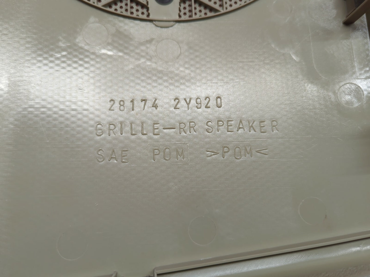 2002 2003 2004 Infiniti I35 w/ Bose Subwoofer Speaker Cover Grille Finisher