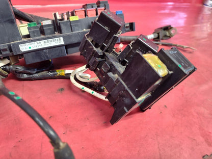2009-2013 Subaru Forester 08-14 Impreza 2.5L Apron Fuse Box w/ Positive Harness