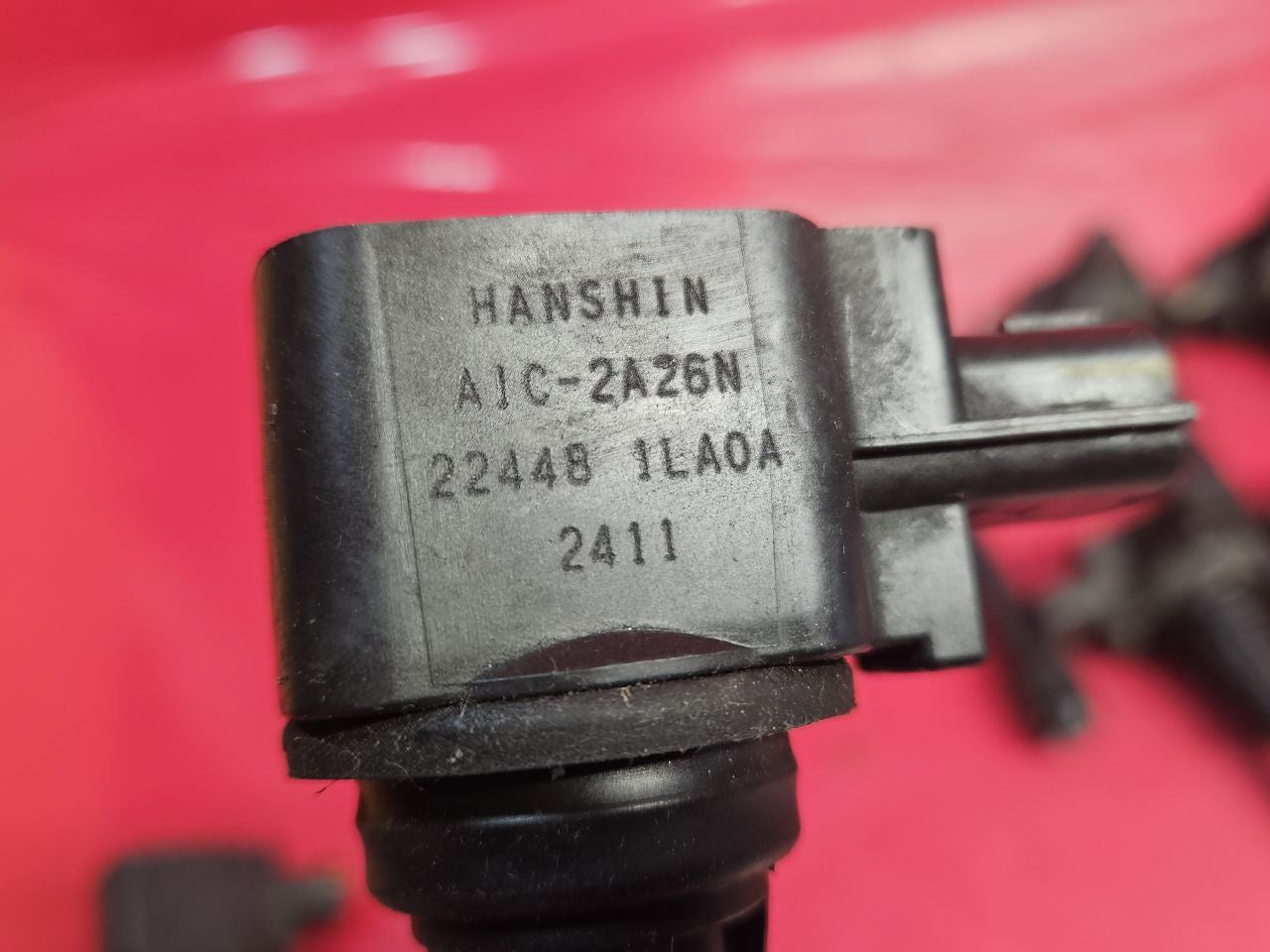 2011-2020 Infiniti 2017-2024 Nissan 5.6L V8 STAGGERED Ignition Coil Set of Eight