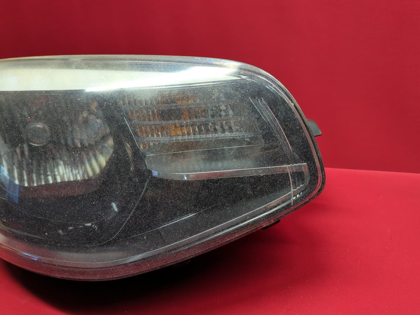 2014 - 2019 Kia Soul BASIC Halogen RIGHT PASSENGER Headlight Lamp 92102-B2270