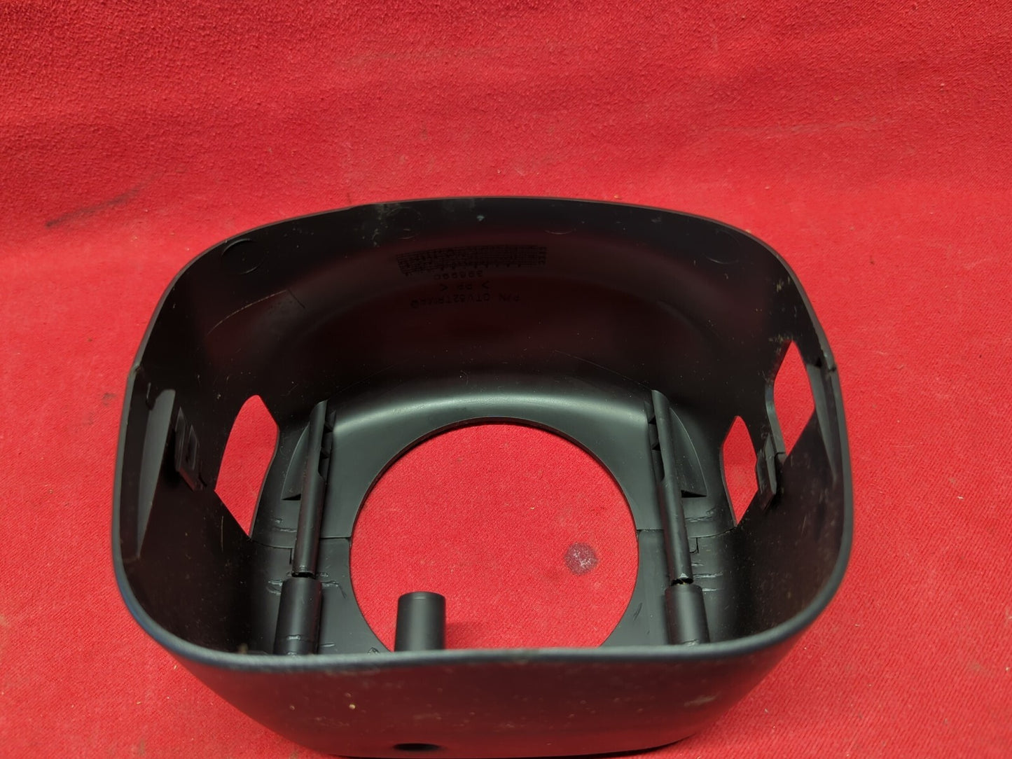2004 2005 2006 2007 2008 Chrysler Pacifica Steering Column Collar Bezel Shroud