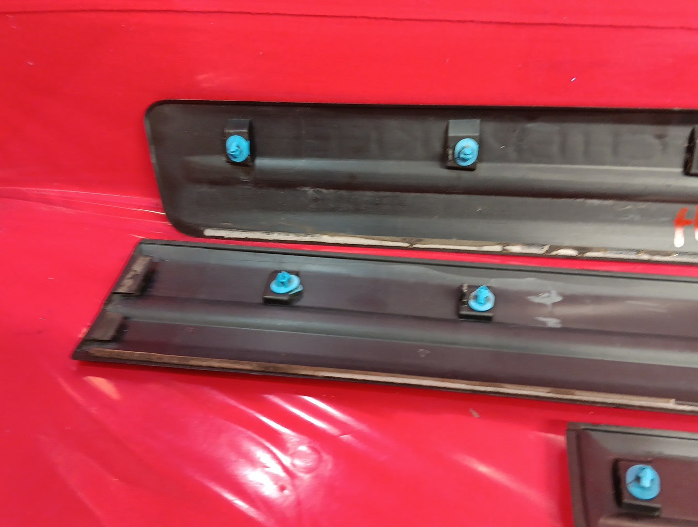 2005 2006 Jeep Grand Cherokee Exterior Door Molding Trim Strips Black FULL SET