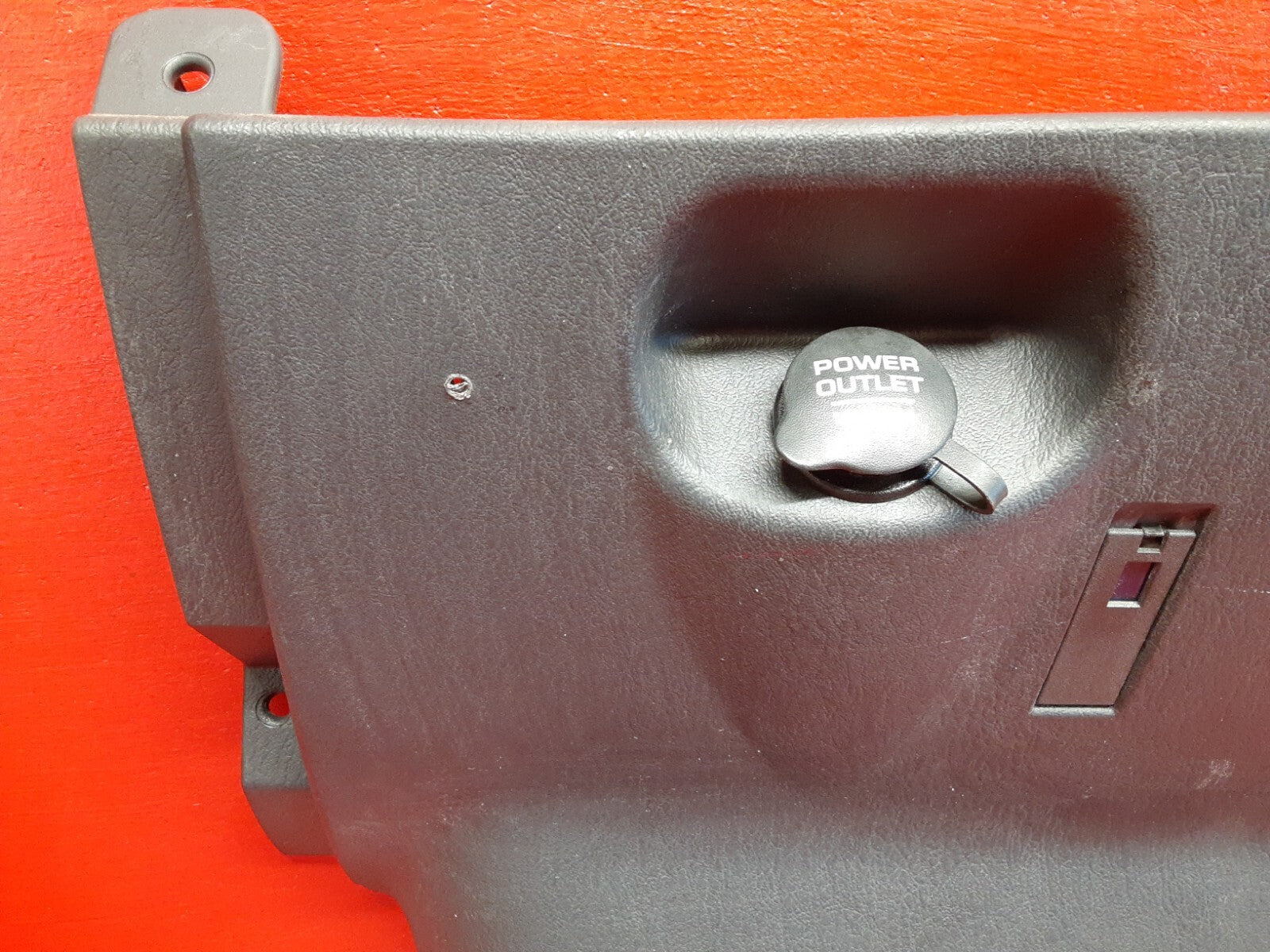 2001 - 2003 Dodge Durango LOWER Center Dash Ash Tray Power Outlet Trim Bezel