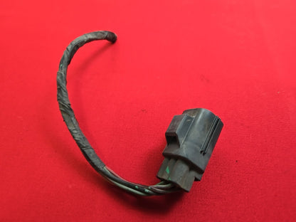 2005-2009 Land Rover HSE Left Driver Halogen Tail Light Lamp - PIGTAIL WIRE ONLY