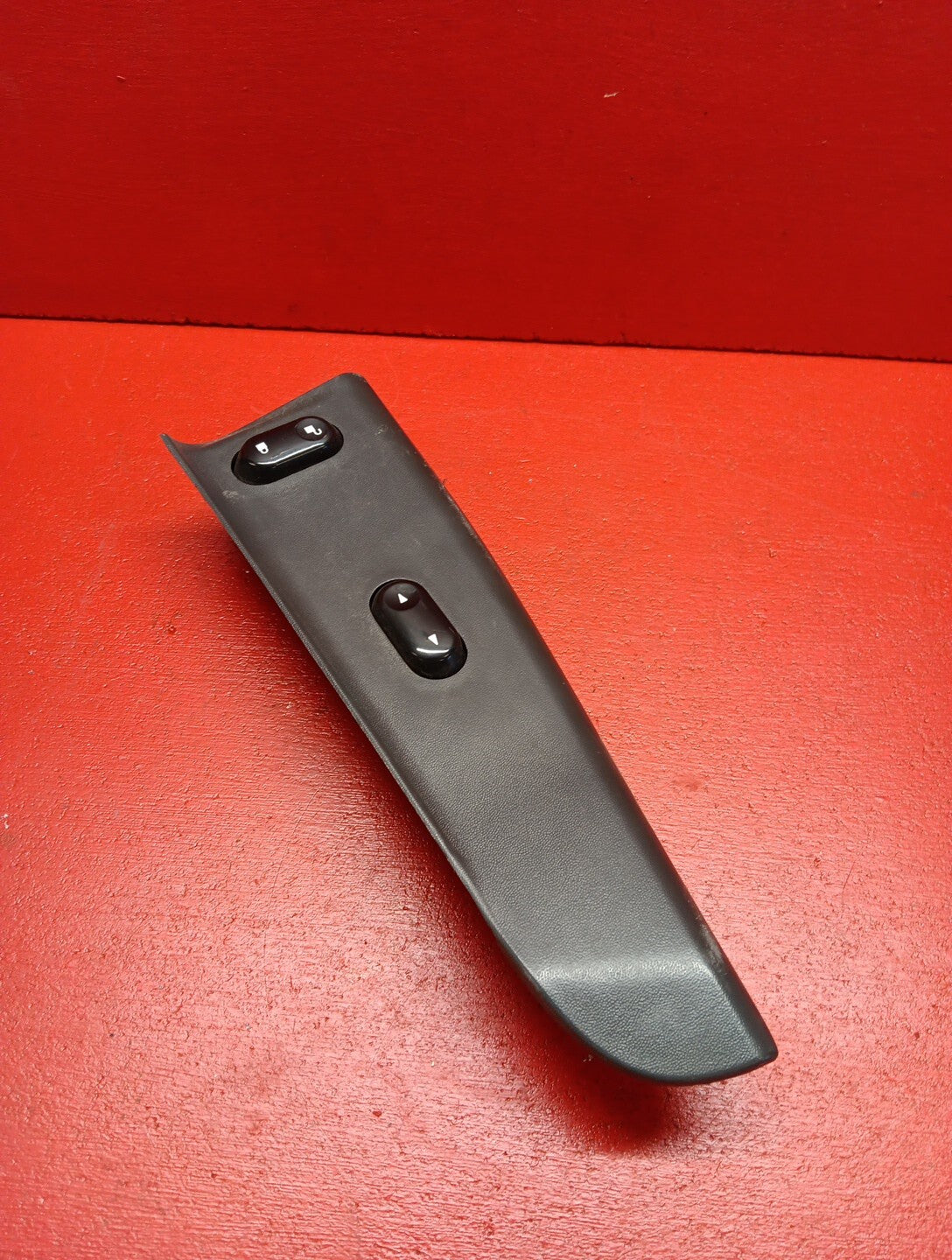 99-01 Ford Super Duty Front Right Passenger Window Switch 2C3T-14A563-AA