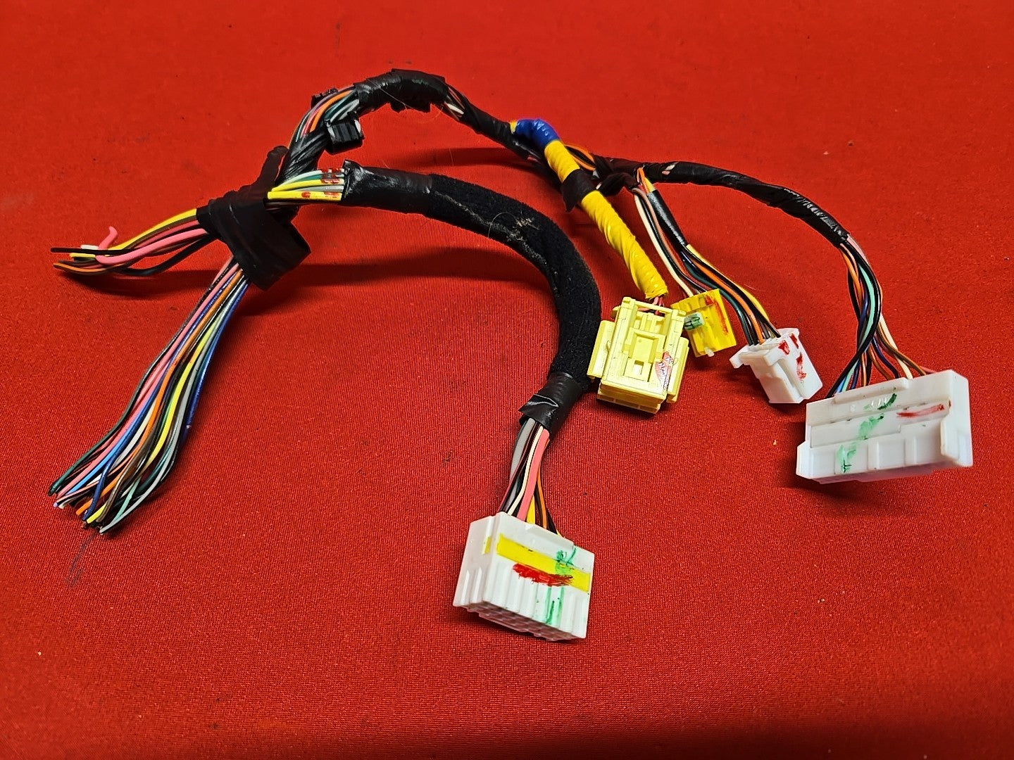 2011-2013 Kia Sorento Windshield Wiper Headlight Turn Signal Switch - PIGTAILS