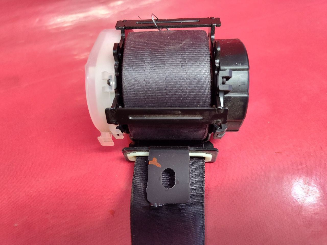 2009-2011 Honda Pilot 2ND SECOND Row Left -or- Right Seat Belt Retractor Qty: 1