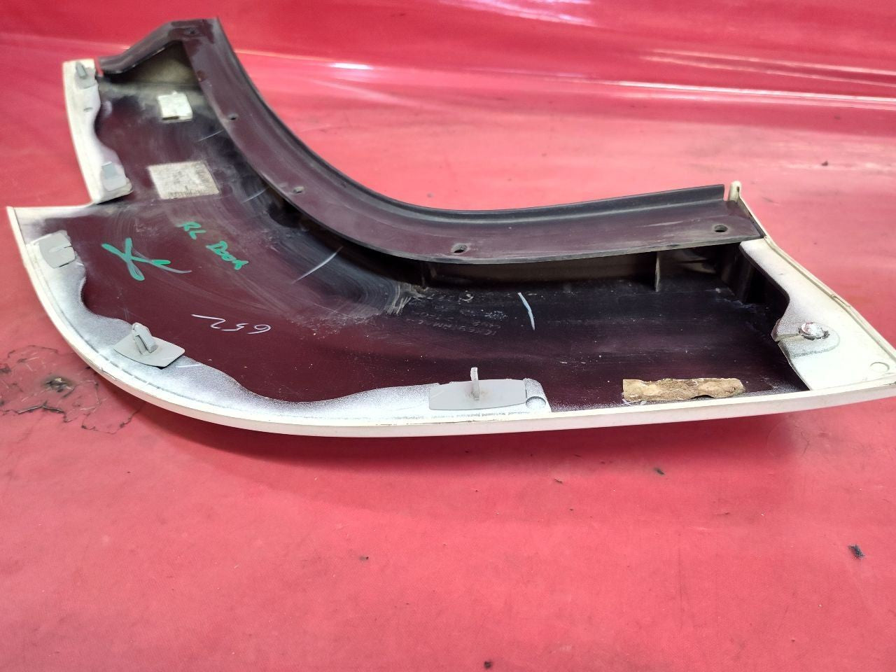 2008-2012 Jeep Liberty REAR LEFT DRIVER Forward Door Mounted Wheel Arch Trim