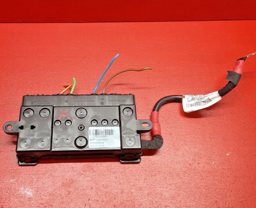 2014 2015 Land Rover Range Rover Fuse Relay Battery Box CK52-14A073-AC