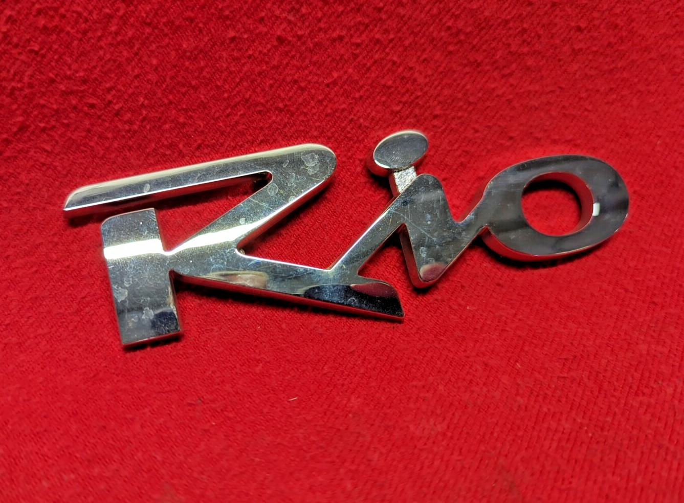 2005 2006 2007 2008 2009 2010 2011 Kia Rio Rear Trunk Deck Lid Emblem Badge Logo
