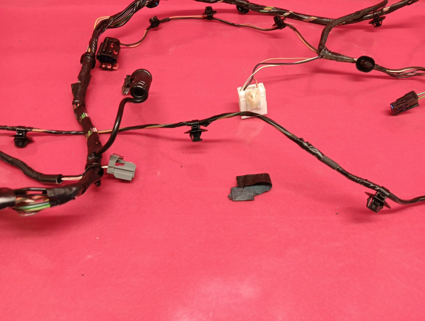 2007 2008 2009 2010 Jeep Grand Cherokee Rear Trunk Liftgate Wiring Harness