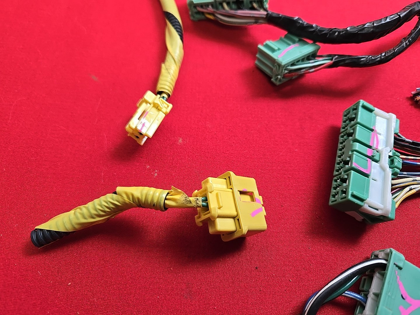 2001 2002 Acura MDX 3.6L Interior Cabin LEFT DRIVER DASH Fuse Box -PIGTAIL WIRES