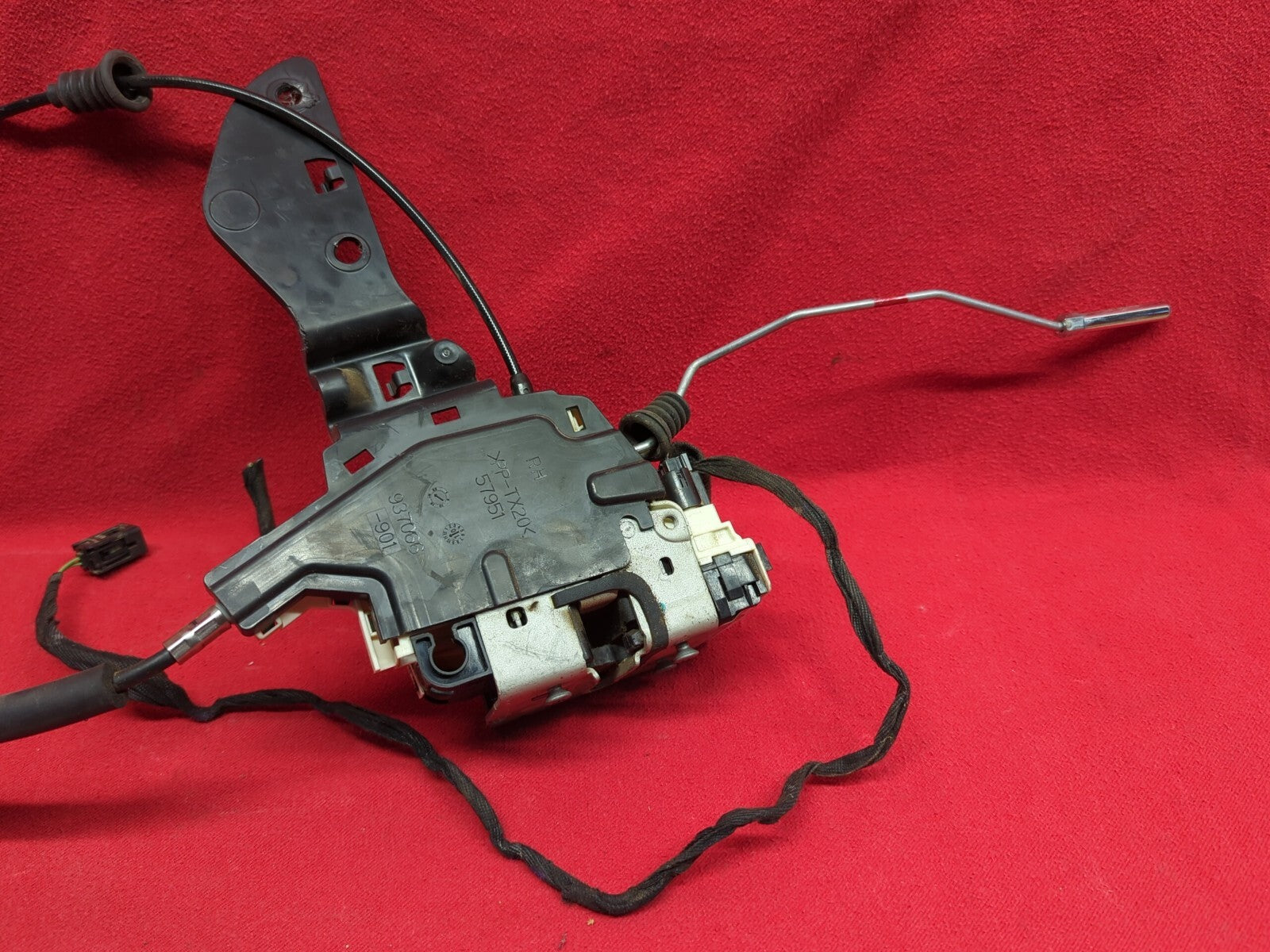 2011 - 2019 Dodge Journey FRONT RIGHT PASSENGER Door Latch Lock Actuator 